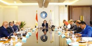 وزير التخطيط يترأس اجتماعا لبحث الاستغلال الأمثل لأصول بنك الاستثمار القومي الناتجة عن تسوية التشابكات المالية