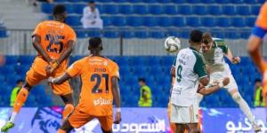 الأهلي يفوز على الفيحاء 3-2 في لقاء مثير بالدوري السعودي