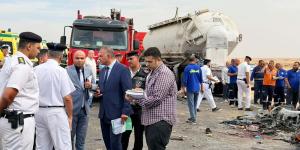 رئيس الرقابة المالية يعزّي أسر ضحايا حادث طريق أسيوط الغربي ويوجه بسرعة صرف التعويضات