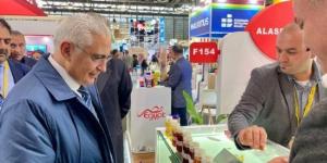 سفير مصر يتفقد الجناح المصرى بمعرض SIAL Paris ويؤكد أهمية تعزيز الصادرات المصرية إلى فرنسا :اليوم السابع
