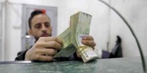 أزمة سيولة تهدد شركات صرافة وتجارية في صنعاء بالإفلاس