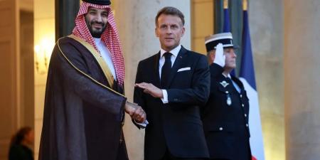 ماكرون يزور السعودية لإظهار دعم فرنسا للمملكة في مواجهة الهجمات الحوثية