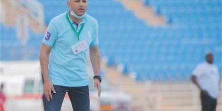 أحمد عبد المقصود يعلن رحيله عن تدريب بترول أسيوط بعد الخسارة أمام الزمالك