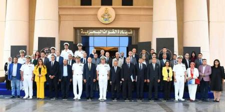 قائد القوات البحرية: نواصل تنفيذ خطط التطوير لتعزيز القدرات القتالية وتوطين التسليح والبناء البحري