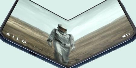 شاشة iPhone Duo تظهر ليونة عند المفصلة رغم اختفاء الثنية