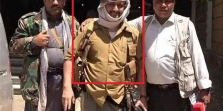 عاجل: اعتقال القيادي أمجد خالد في صنعاء وأنباء عن تصفيته بعد خلافه مع قيادي حوثي سلالي