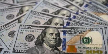 سعر الدولار يتجاوز 55 جنيهًا في عدة بنوك مصرية اليوم