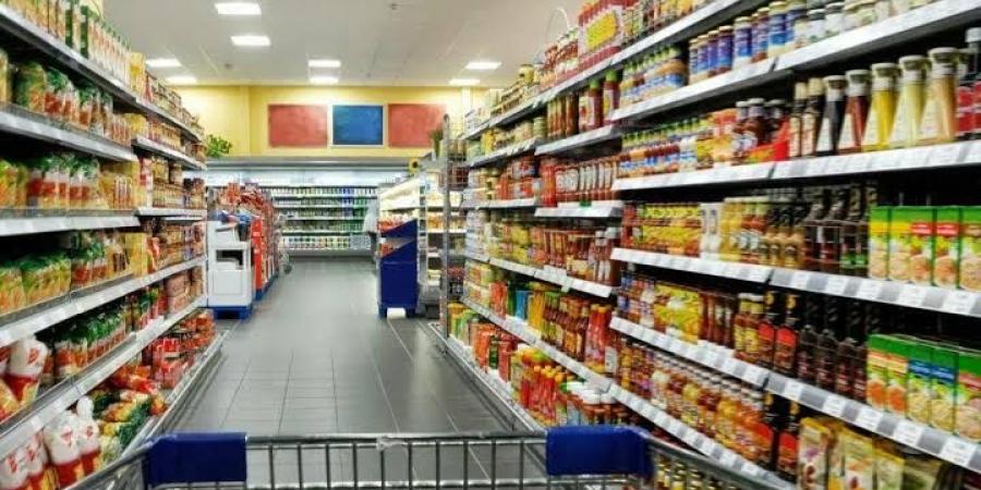 حماية المستهلك في مواجهة الغلاء.. هل تنهي كتابة الأسعار على السلع فوضى الأسواق؟