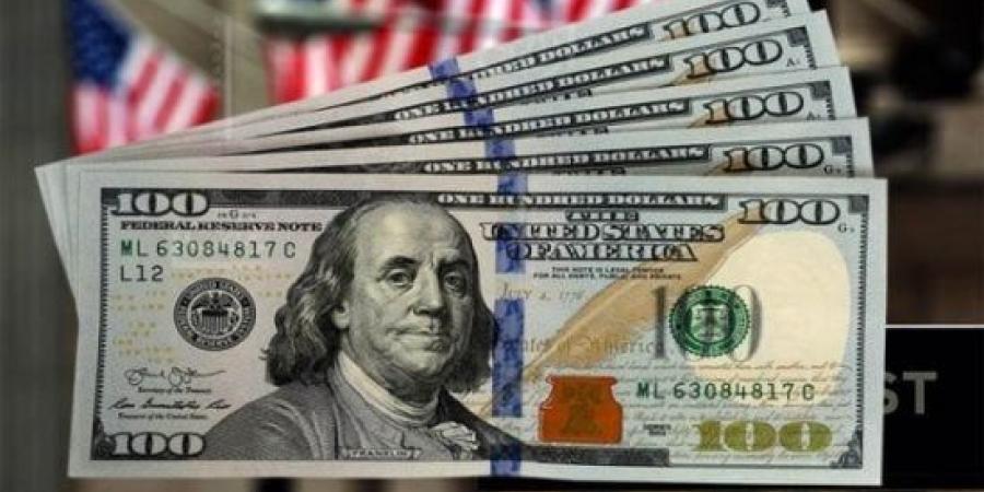 أسعار الدولار في البنوك المصرية تتجاوز 54 جنيهاً للبيع مساء الإثنين