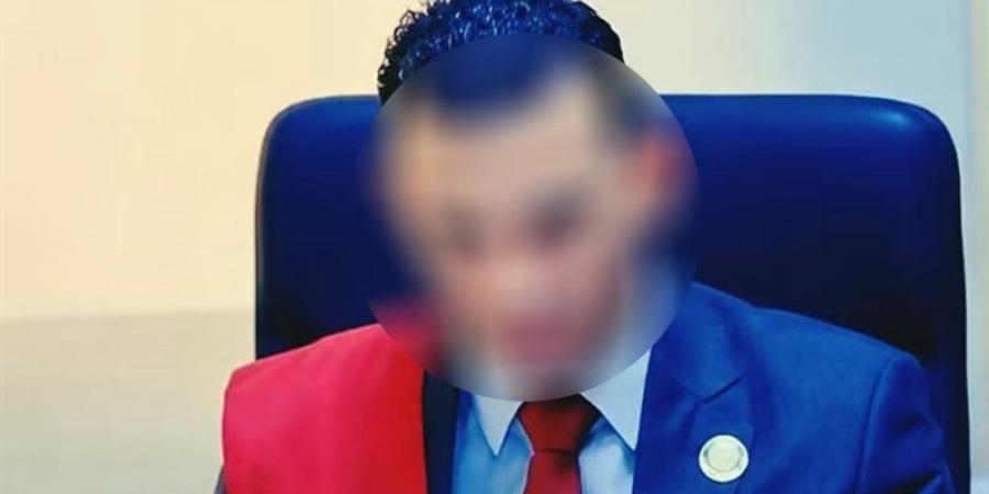 السجن 10 سنوات للقاضي المزيف بتهمة انتحال صفة قاضٍ والنصب على المواطنين