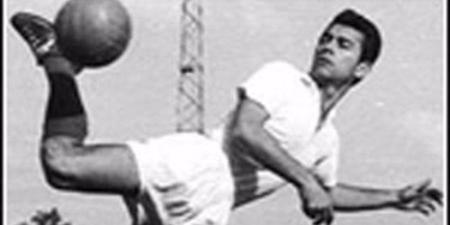 تعادل الأهلي والزمالك 2-2 في قمة 1955 ضمن الدوري المصري
