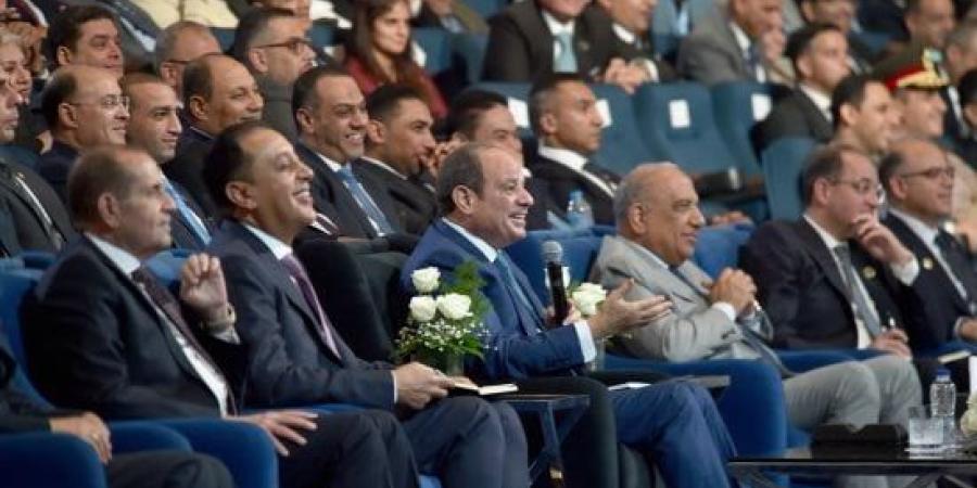 فخامة الرئيس السيسى: القطاع الخاص يمكنه شراء مساحات كبيرة من الأراضي المستصلحة :اليوم السابع