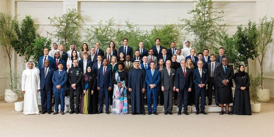 رئيس الدولة: الإمارات تضع الصحة على قمة أولوياتها
