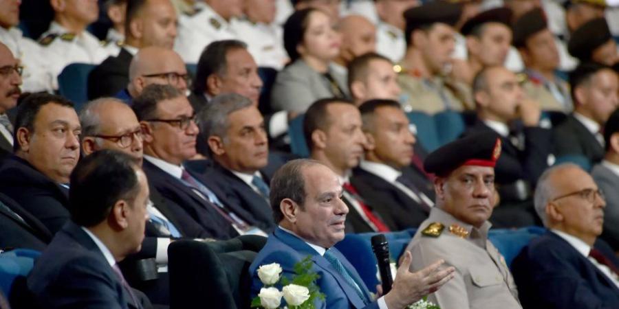 فخامة الرئيس السيسي: استهداف مؤسسات الدولة طريق لإسقاطها وما حدث في 2011 يجب ألا يتكرر