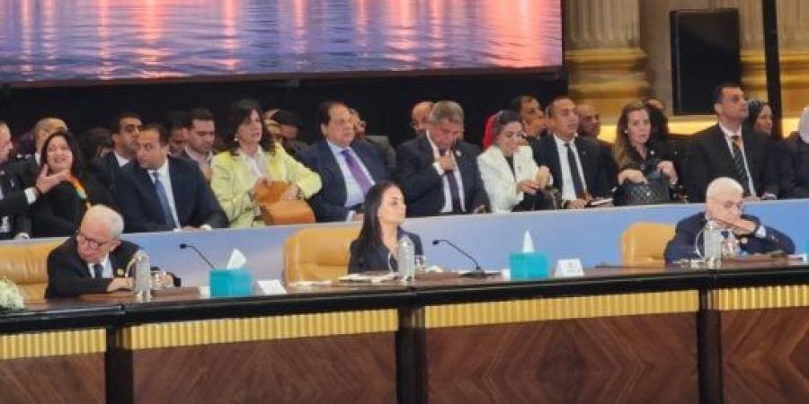التضامن تدعم طلاب الأسر الأولى بالرعاية في المدارس والجامعات
