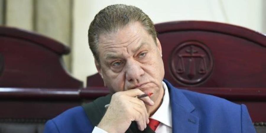 محاكمة موظف بمحافظة القاهرة بتهمة تزوير شهادة دكتوراه أجنبية