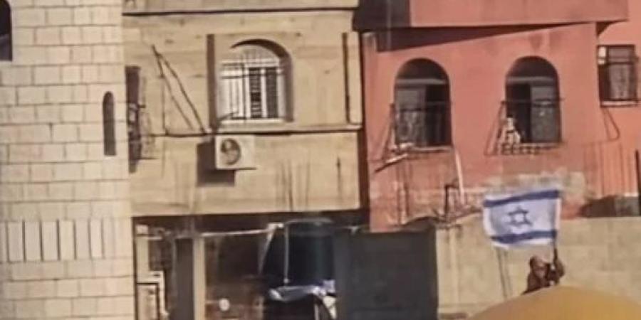الاحتلال الإسرائيلى يطلق الرصاص على عمال وينصب حاجزا عسكريا غرب بيت لحم
