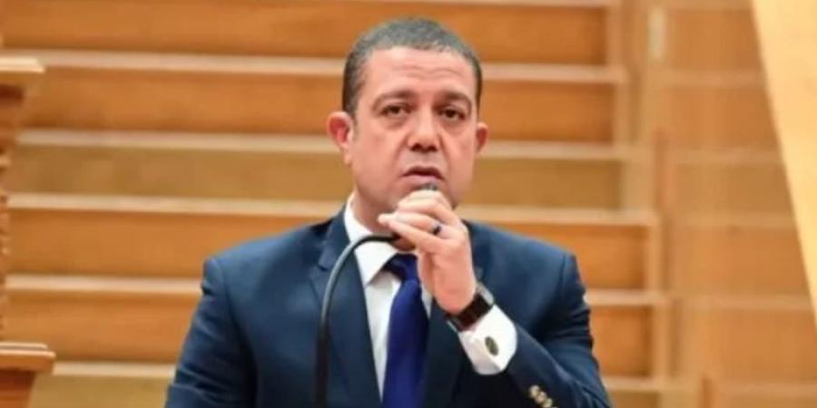 نواب يطالبون بإلغاء قصر اعتماد الإجازات المرضية للطلاب على التأمين الصحي