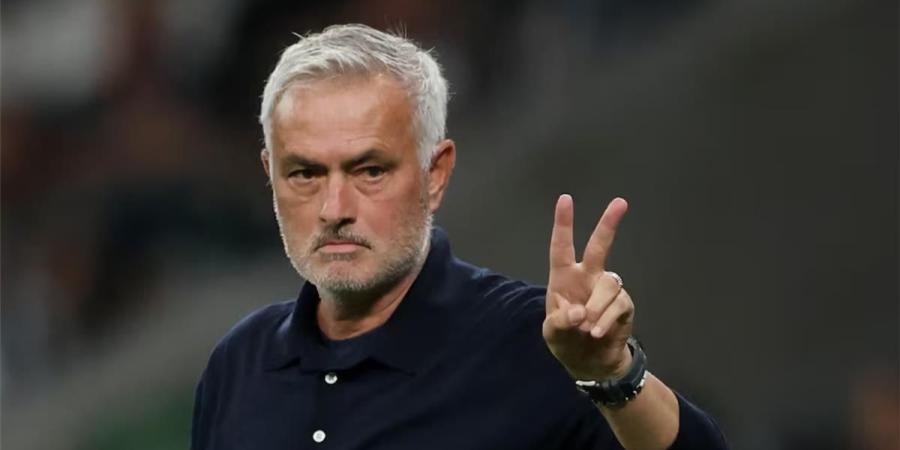 ماركا تكشف مفاجأة جوزيه مورينيو لـ برشلونة في كلاسيكو الأرض