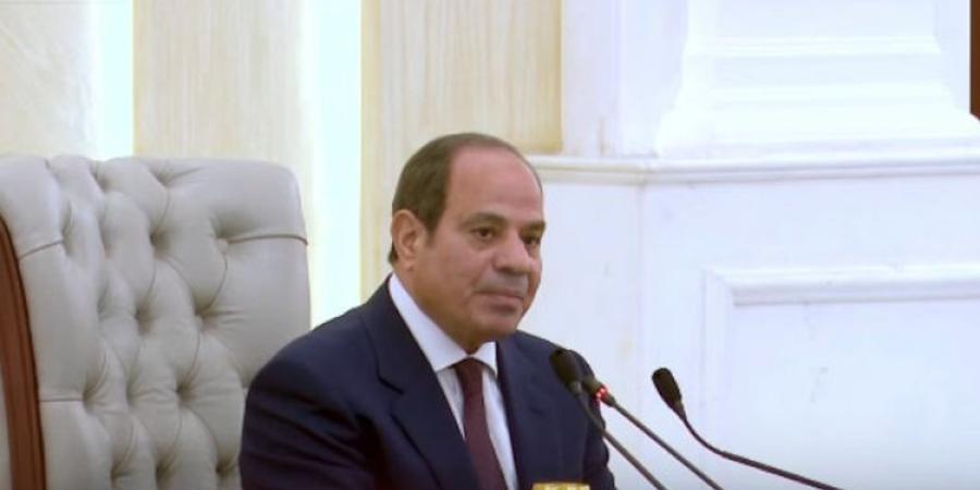 الرئيس السيسي: كنت بقول لرئيس وزراء الإخوان قولوا للناس إنكم مش قادرين وجبتوها على الأرض
